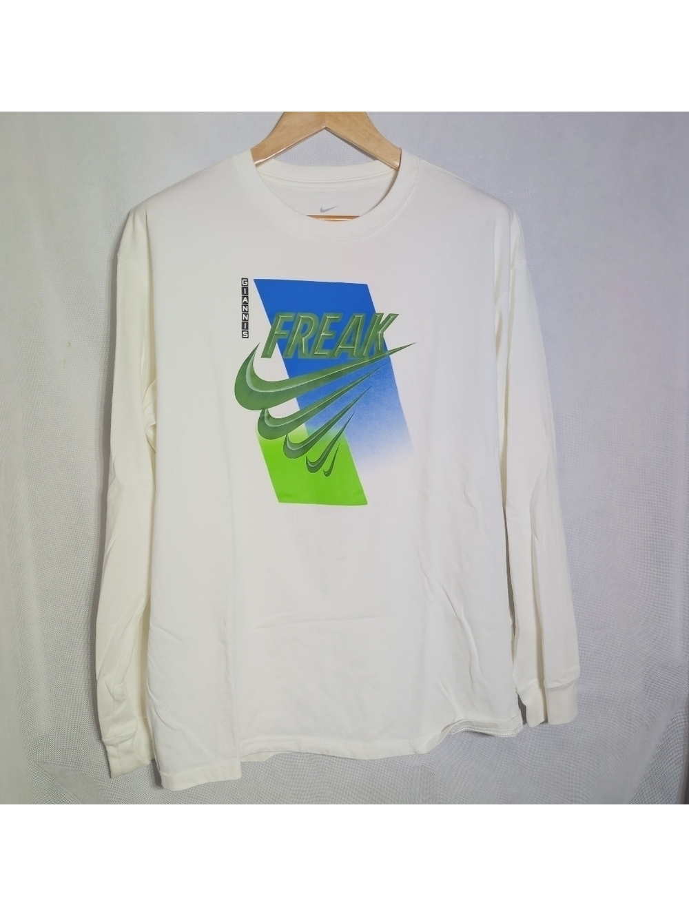 Nike Giannis Antetokounmpo Freak Sz L White Loose Fit Tee